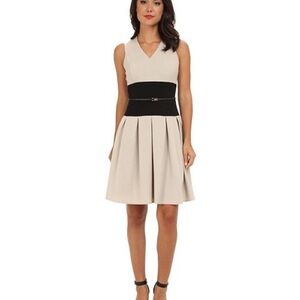 Calvin Klein khaki and black v neck midi pleat sheath Dress size 12
